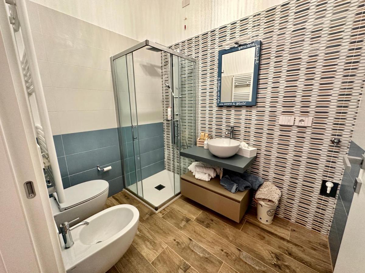 Bed Art Relaxing Suite - Appartamento Con Sauna Happiness Suite Gallery San Benedetto del Tronto Exterior foto