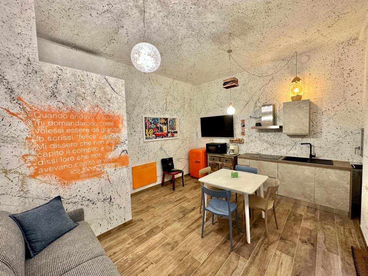 Bed Art Relaxing Suite - Appartamento Con Sauna Happiness Suite Gallery San Benedetto del Tronto Exterior foto